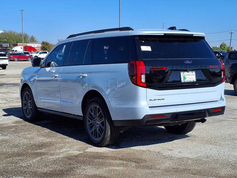2025 Ford Expedition Platinum