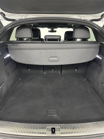 2022 Audi SQ5 Sportback 3.0T quattro Premium Plus