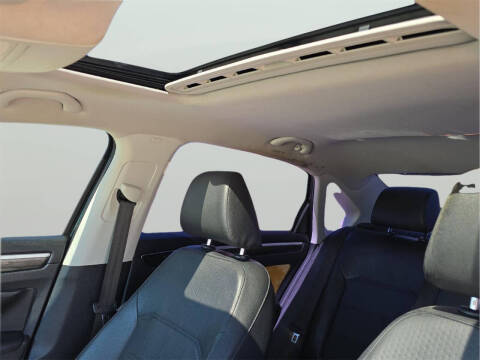 2016 Volkswagen Passat