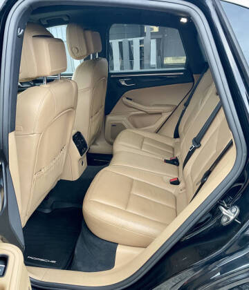 2017 Porsche Macan S