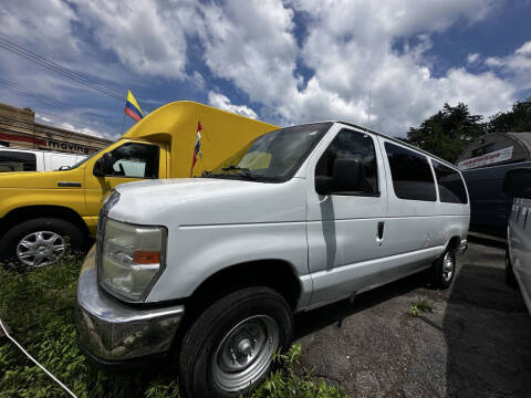 2008 Ford E-Series E-350 SD XLT