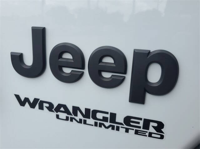 2022 Jeep Wrangler Unlimited for sale at Bowman Auto Center in Clarkston, MI