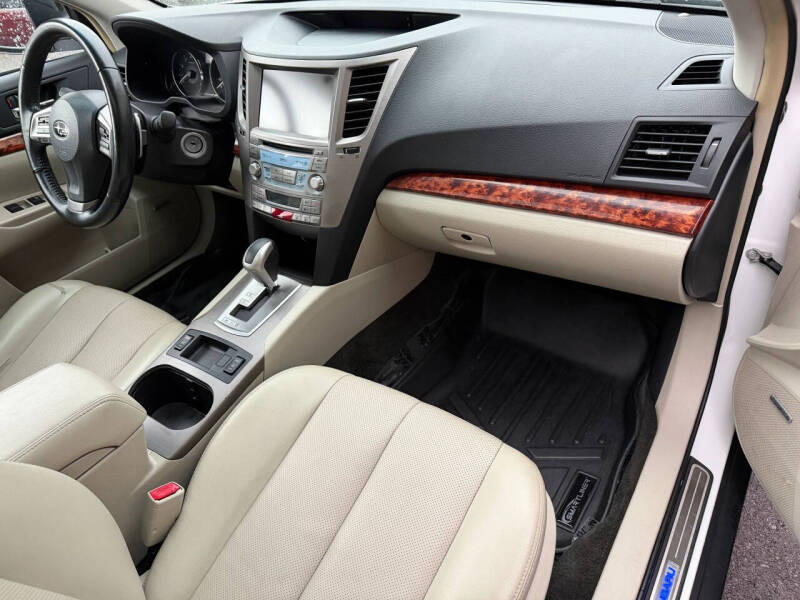 2012 Subaru Outback 3.6R Limited