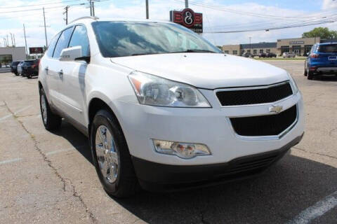 2009 Chevrolet Traverse for sale at B & B Car Co Inc. in Clinton Township MI