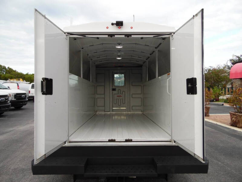 2019 Ford E-350