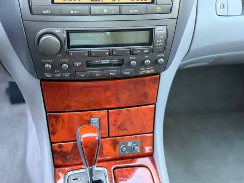 2003 Lexus LS 430