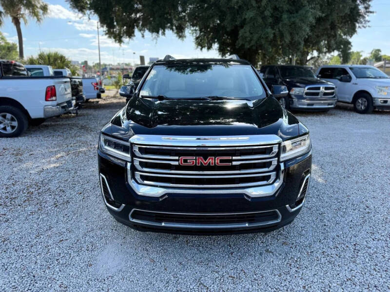 2023 GMC Acadia SLT