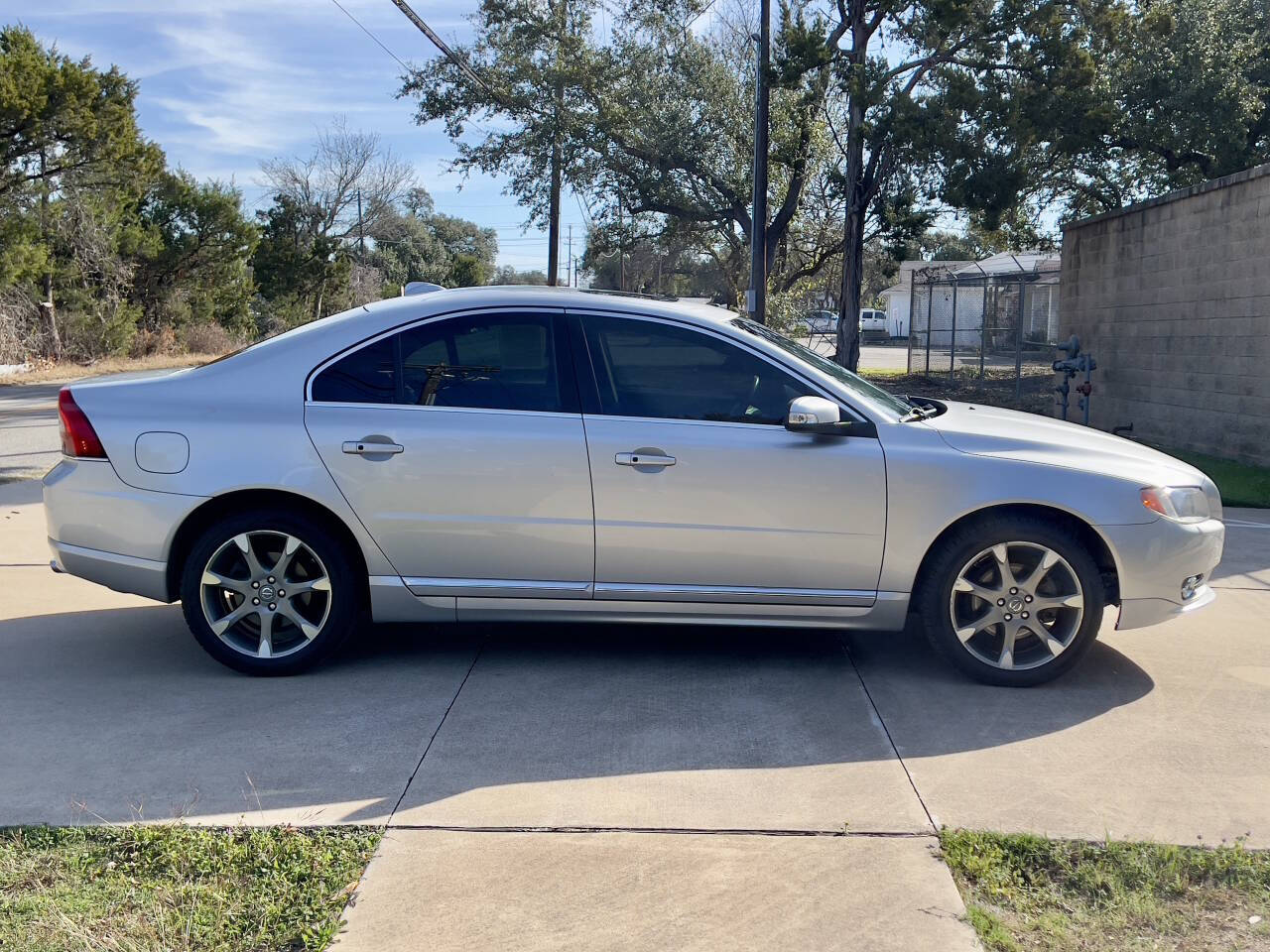 Used Car 2010 Volvo S80  3.2 4dr Sedan For Sale Under $10,000 In Austin, Texas