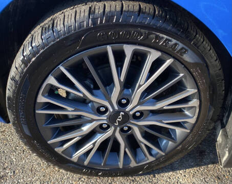 2022 Kia Forte GT Line