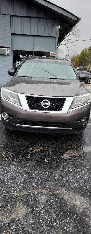 2016 Nissan Pathfinder SV