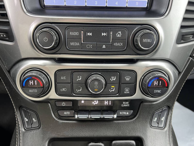 2019 Chevrolet Suburban LT