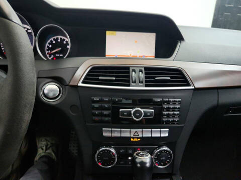 2012 Mercedes-Benz C-Class C 63 AMG