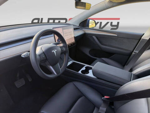 2025 Tesla Model Y Long Range