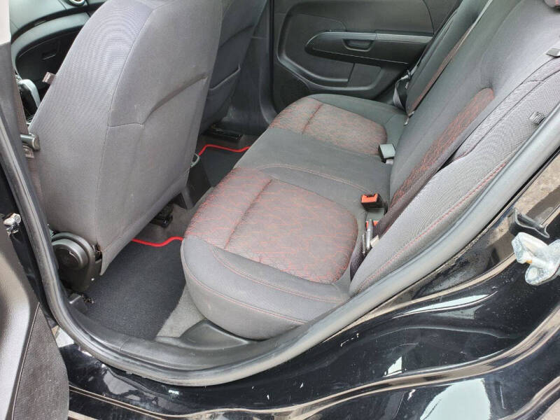 2017 Chevrolet Sonic LT Auto