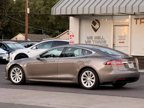 2016 Tesla Model S