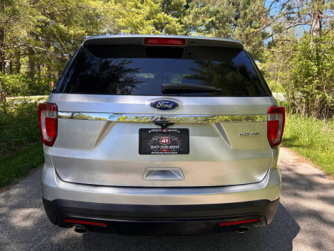 2016 Ford Explorer