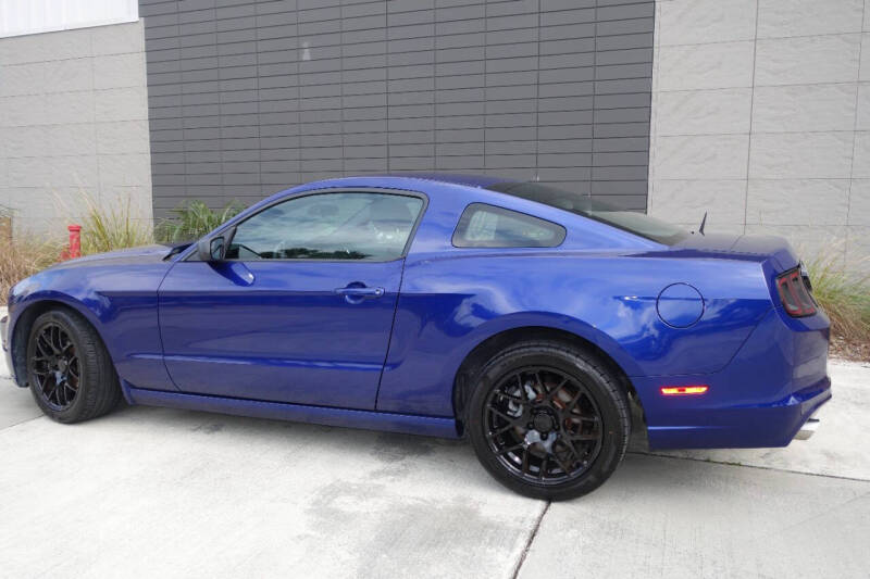 2014 Ford Mustang V6