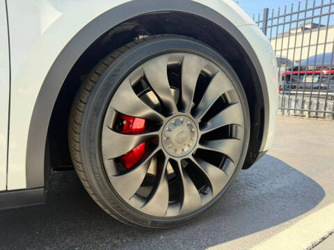 2022 Tesla Model Y Performance