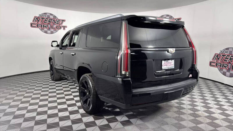 2019 Cadillac Escalade ESV Premium Luxury