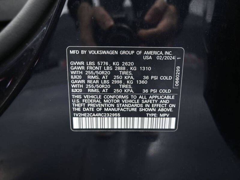 2024 Volkswagen Atlas Cross Sport SE 4Motion