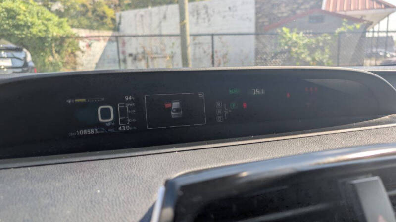 2017 Toyota Prius One