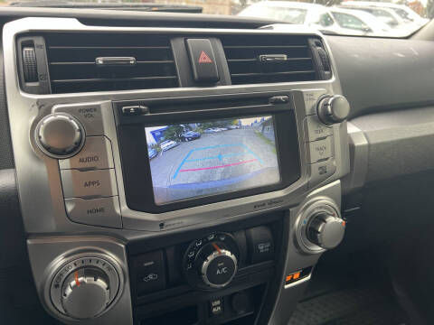 2018 Toyota 4Runner SR5