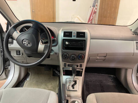 2011 Toyota Corolla LE