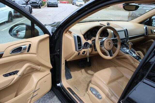 2016 Porsche Cayenne