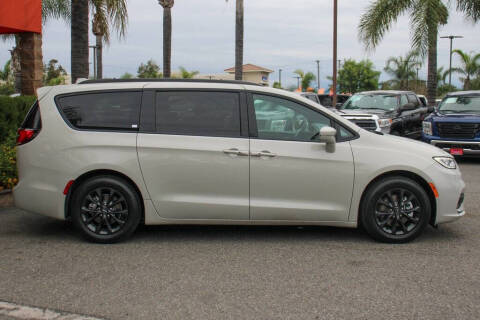 2021 Chrysler Pacifica Touring