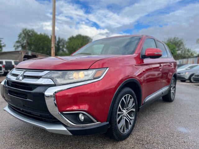 2016 Mitsubishi Outlander for sale at J-R Auto Sales LLC in Houston, TX