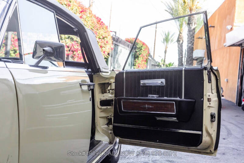 1965 Lincoln Continental