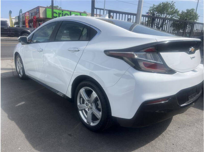 2018 Chevrolet Volt LT