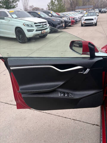 2014 Tesla Model S 85