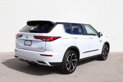 2025 Mitsubishi Outlander PHEV SE