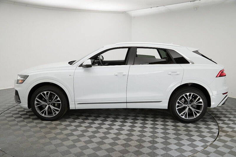 2023 Audi Q8 quattro Premium Plus 55 TFSI