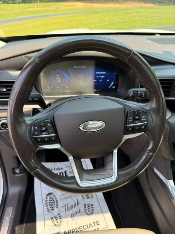 2020 Ford Explorer Platinum