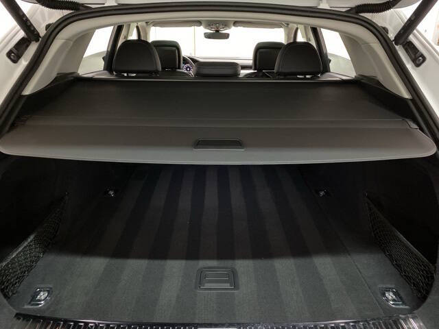 2024 Audi Q8 e-tron quattro Premium Plus