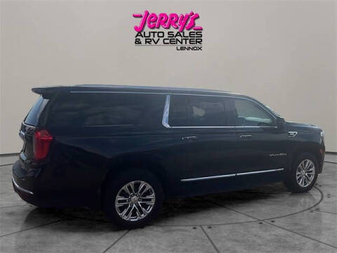 2023 GMC Yukon XL SLT