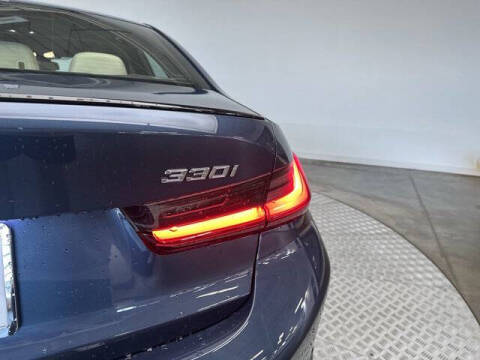 2025 BMW 3 Series 330i xDrive