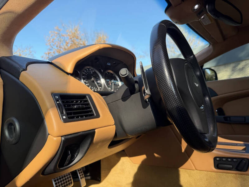 2012 Aston Martin V8 Vantage