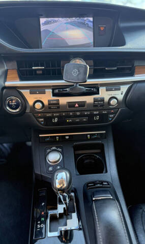 2013 Lexus ES 300h