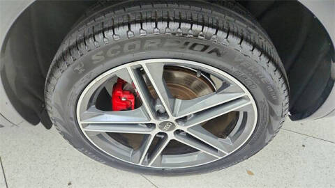 2024 Audi Q5 e quattro S line Prestg 55 TFSI