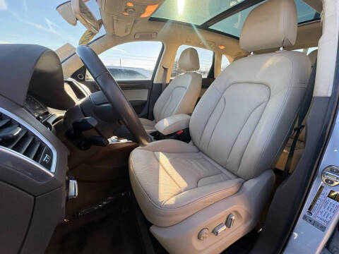 2016 Audi Q5 2.0T quattro Premium Plus