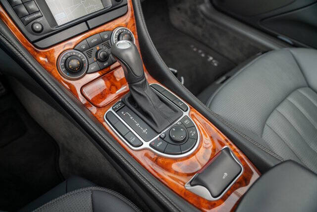 2003 Mercedes-Benz SL-Class 30