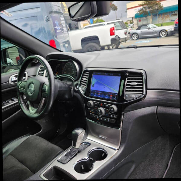 2019 Jeep Grand Cherokee Altitude