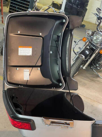 2015 Harley-Davidson Flhtcul