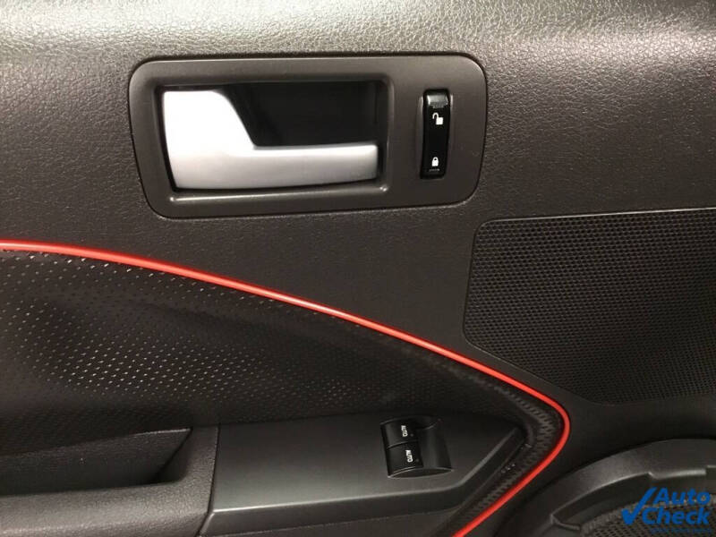 2005 Ford Mustang GT Deluxe