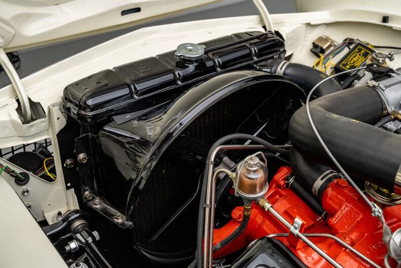 1957 Ford Thunderbird