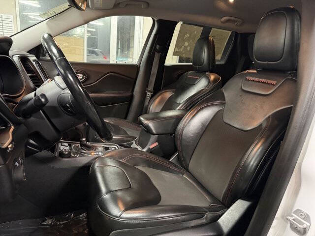 2019 Jeep Cherokee Trailhawk