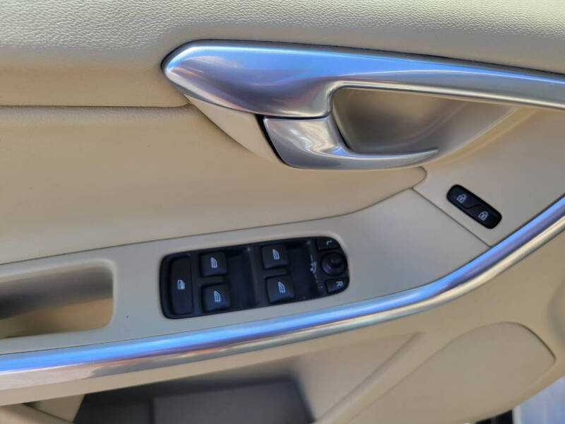 2013 Volvo XC60 T6